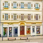 Historisches Altstadt-juwel - Ruhige Top-lage In Uninaehe Apartament *